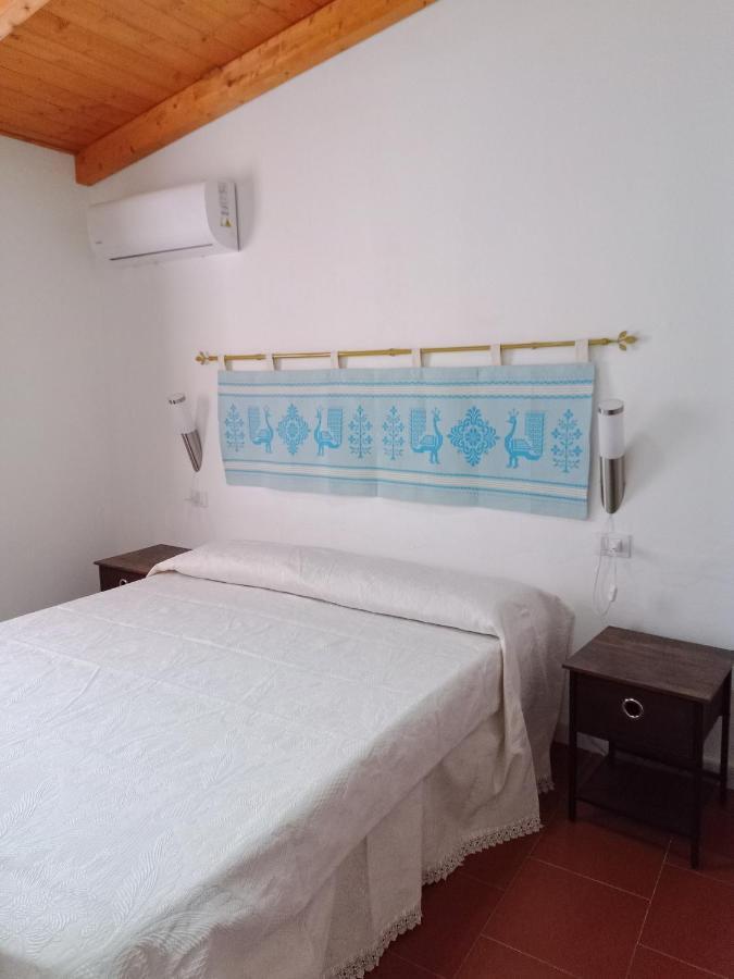 Casa Vacanza Ligustro Appartamento Il Toro SantʼAntìoco Εξωτερικό φωτογραφία